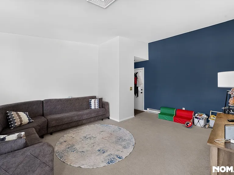 12 Evergreen Dr — Photo 11
