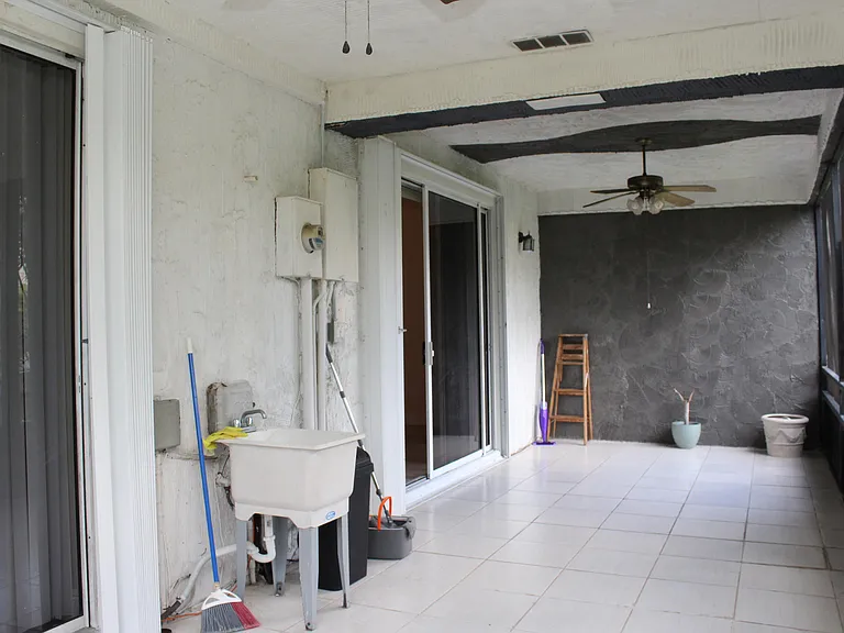 7705 Forest Green Ln — Photo 23