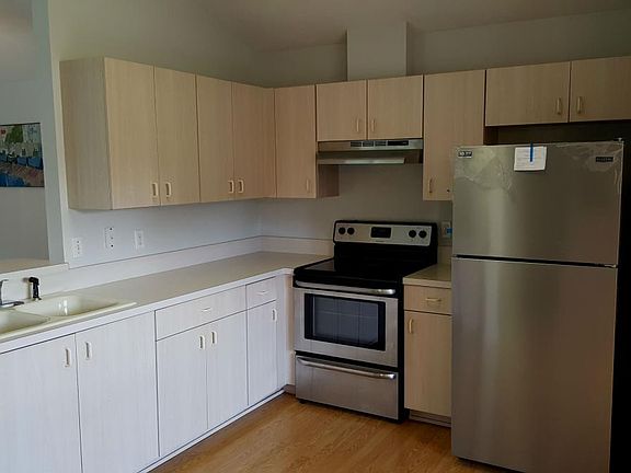 5th image of 2714 N Canterbury Lake Dr