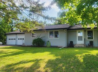 102 E Lake Jessie Rd SE, Alexandria, MN 56308