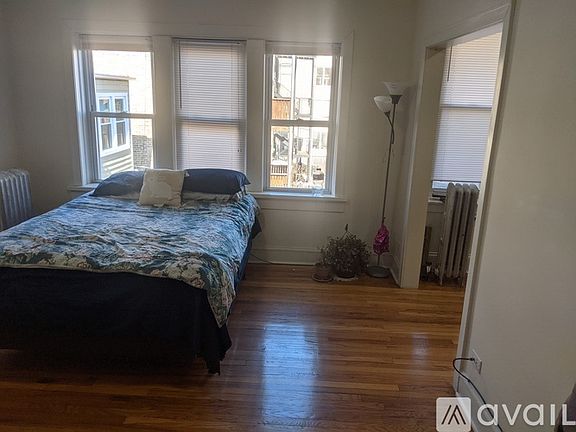 4th image of 6439 N Newgard Ave #3D