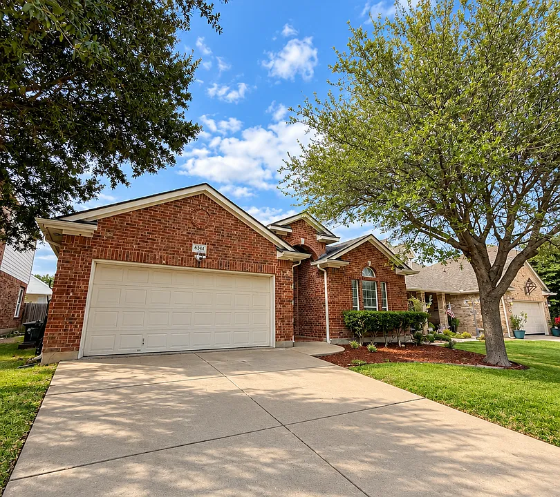 6344 Ferncreek Ln