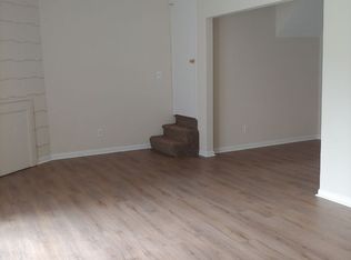 800A Holliday Dr #806-C, Greensboro, NC 27403