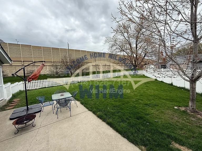 4248 S 5th St — Photo 8