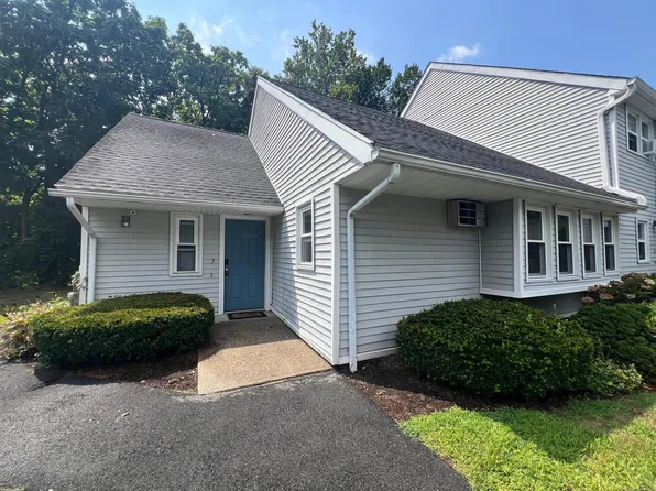 7 Liberty Pines Street #7, Ansonia, CT 06401