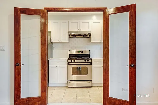 Rented by Triplemint | media 7