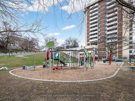 2nd image of 541 Blackthorn Ave #107