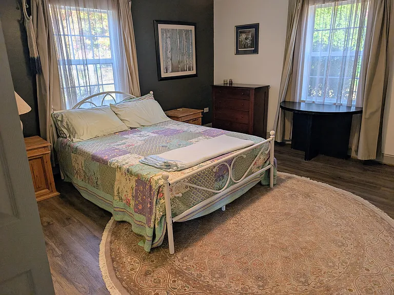 Burnt Acres Ct — Photo 3