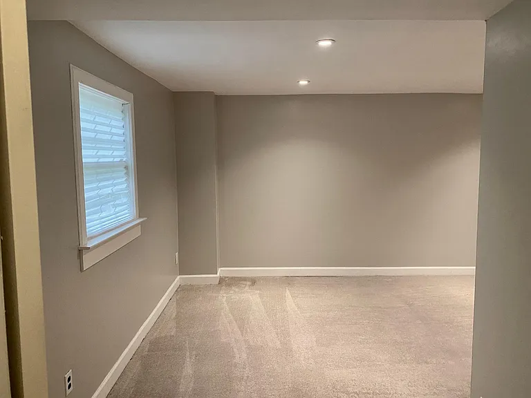 2503 Acorn Ave NE — Photo 22