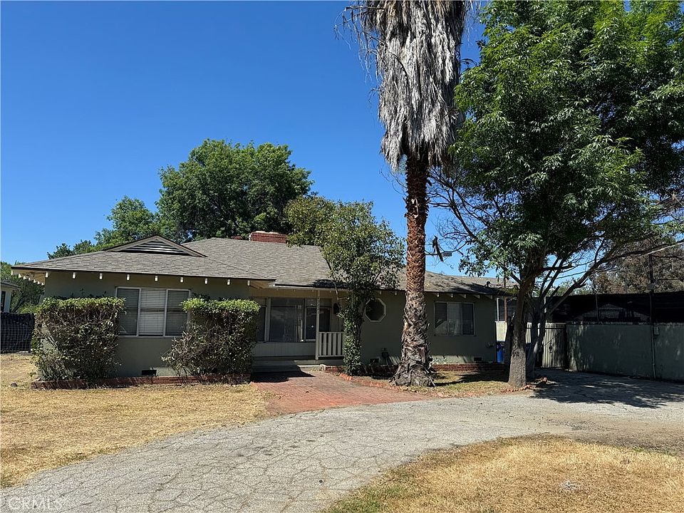 1st image of 23221 Burbank Blvd