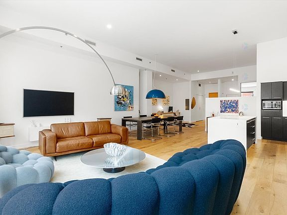 3rd image of 1655 Rue St #506