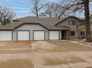 12161 Grouse St NW APT 302, Coon Rapids, MN 55448