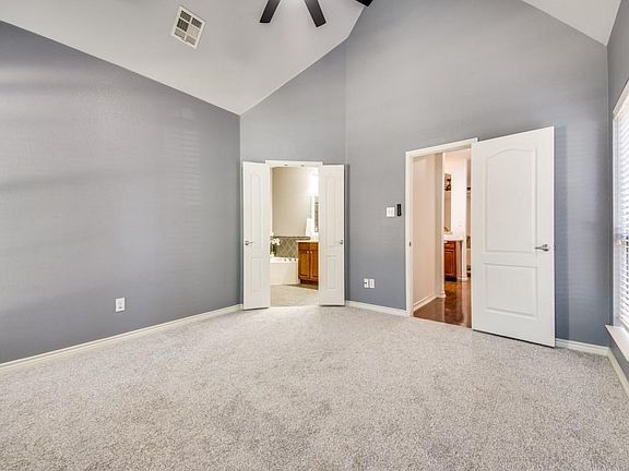 5th image of 6871 Pistoia Dr