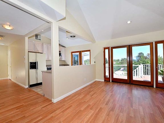 5th image of 3439-41 Georgia St