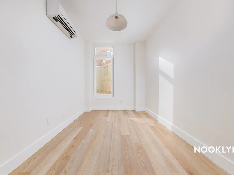 27-16 21st St #1N — Photo 9