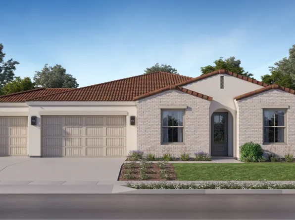 963 Summit Way W, Madera, CA 93636