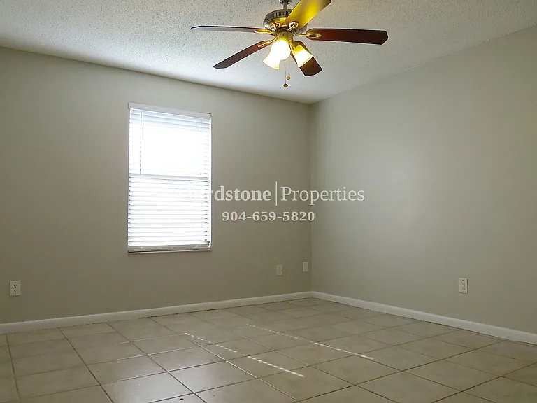 1324 Jefferson Ave #C — Photo 10