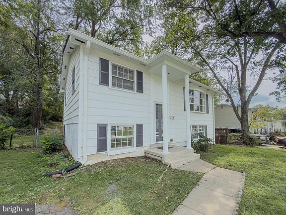 2nd image of 4509 Hamilton Dr