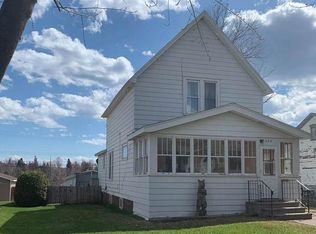 422 8th Ave, Two Harbors, MN 55616