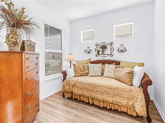 5th image of 9442 Ballaster Pointe Loop