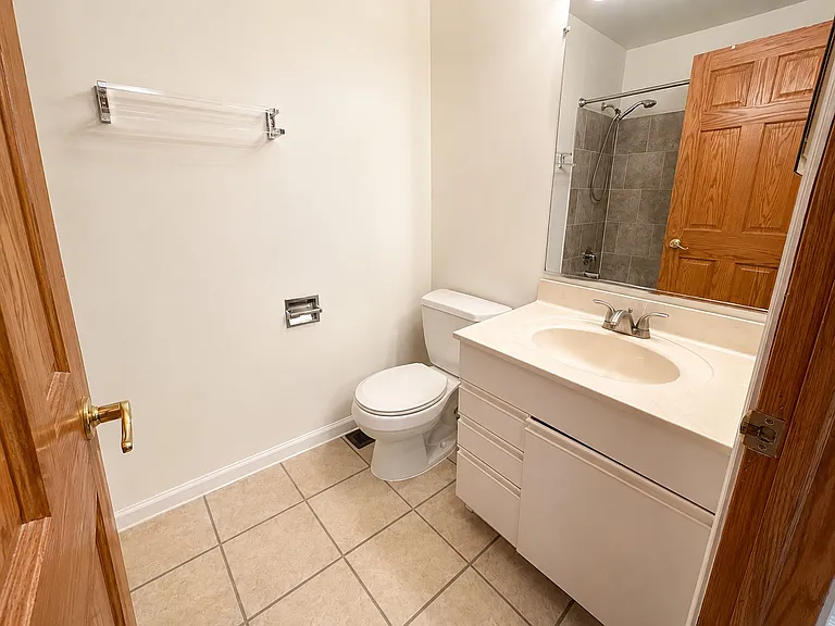1661 Cornell Dr — Photo 6