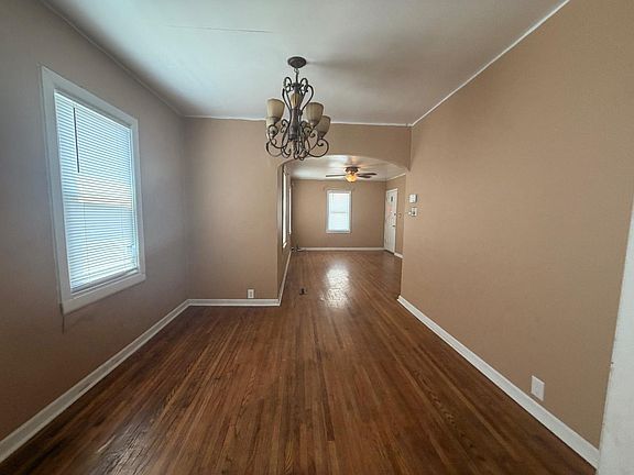 5th image of 804 W 2nd St