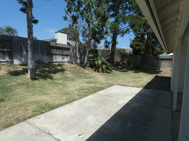 303 Hartnell Rd — Photo 18