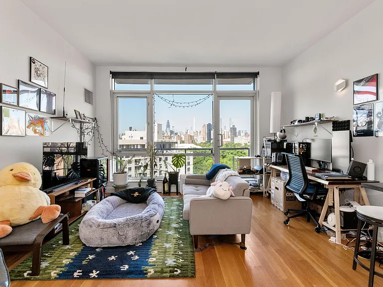 11-24 31st Ave #8B — Photo 4