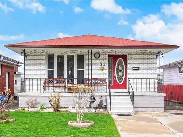 31 Summercrest Dr, Hamilton, ON L8K 6G5