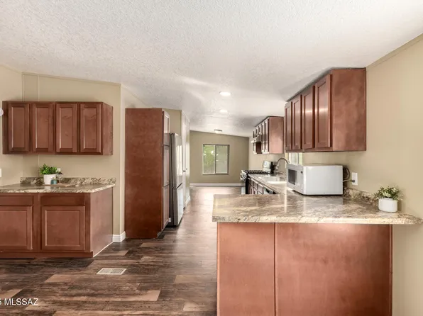 11415 N David Ave, Marana, AZ 85653
