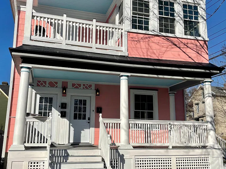 531 Straight St #1 — Photo 2