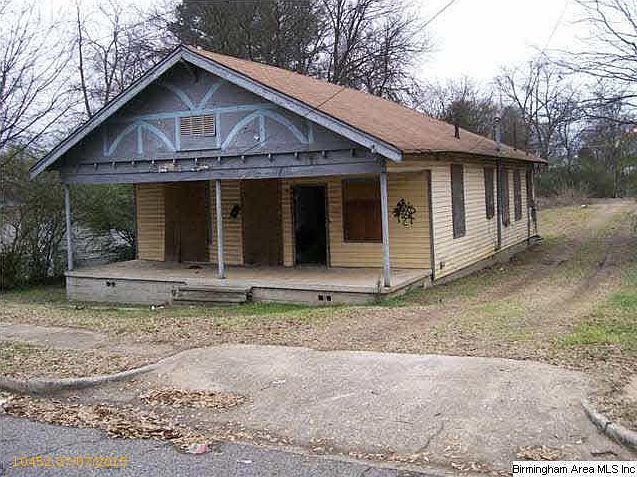 2nd image of 415 64th St