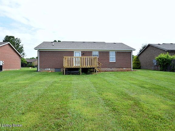 5th image of 131 Grundy Dr