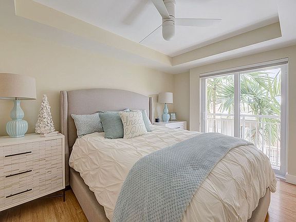 5th image of 140 Jefferson Ave APT 14014