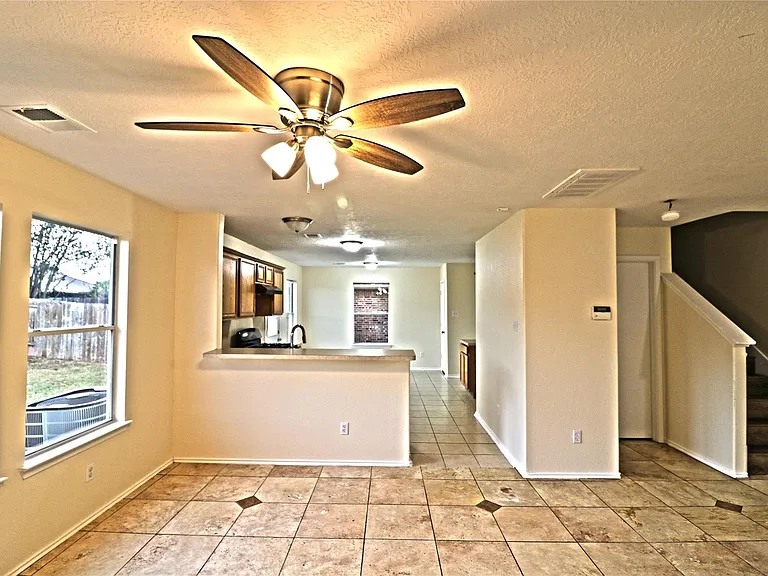 4727 Ivy Meadow Ln — Photo 14