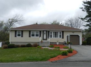 3 Phippen St, Methuen, MA 01844