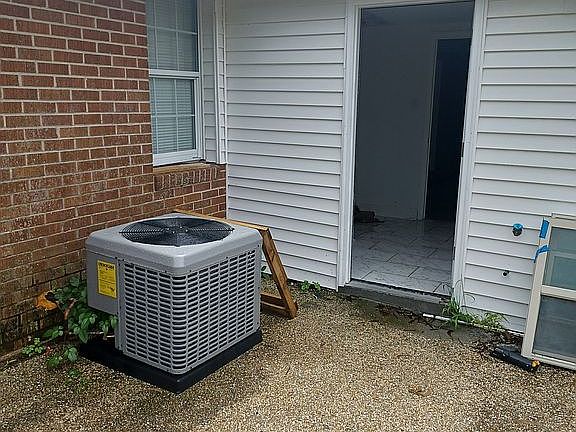2nd image of 8019 Lehigh St