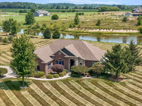 10079 N 200 E, Roanoke, IN 46783