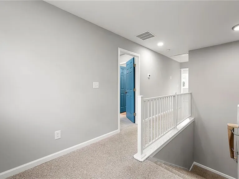 450 Oliver Ridge Dr — Photo 63
