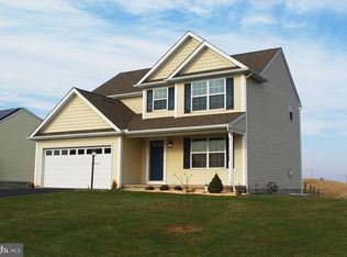 405 Riviera St, Mount Wolf, PA 17347