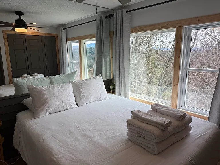 220 Mountainside Dr #402 — Photo 8