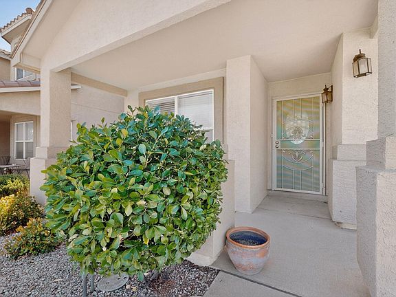 3rd image of 10144 Calle Chulita NW