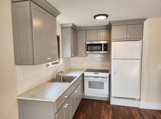 28 Van Buskirk Ave #2R, Stamford, CT 06902