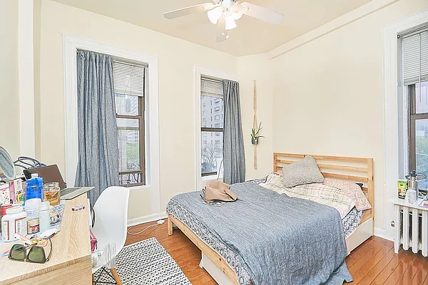 Rented by Keller Williams NYC | media 19