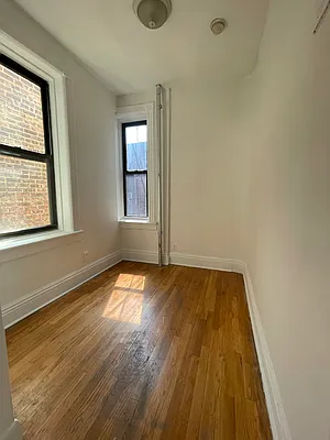 Rented by Peter R. Hungerford, LREB | media 13