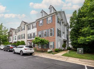 5018 Greenhouse Ter, Centreville, VA