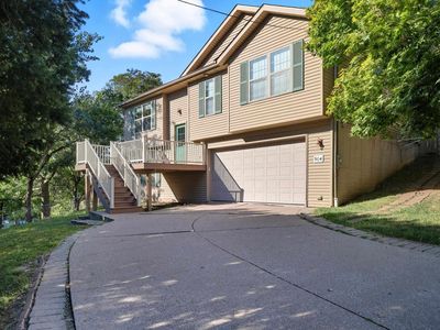 904 17th St, Bettendorf, IA, 52722