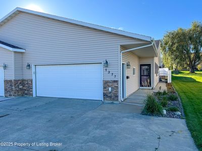 1377 15th St W, Dickinson, ND, 58601