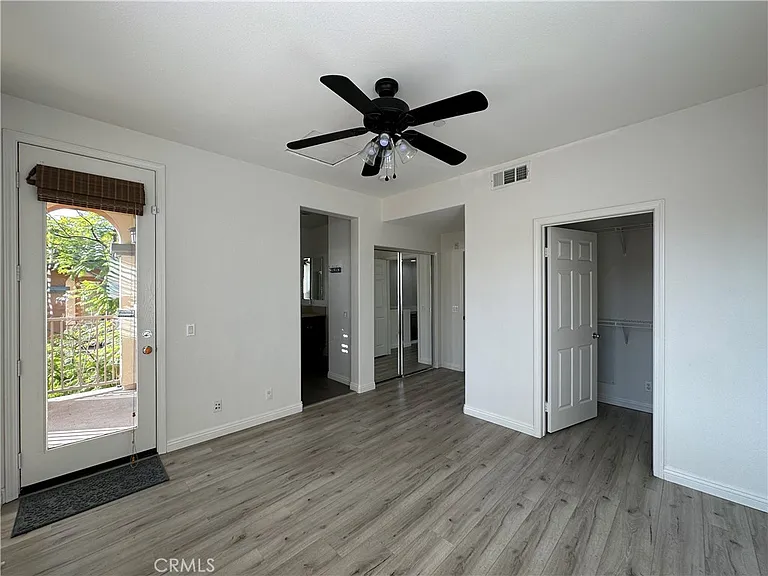 611 McKenna St — Photo 11