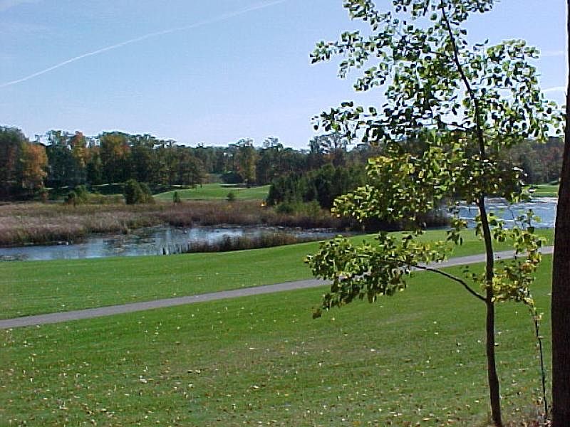 1st image of 9274 Stonebridge Dr